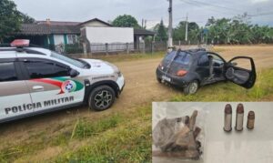 Homem é preso com drogas e munições durante abordagem em Schroeder