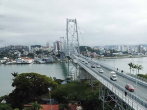 Ponte Hercílio Luz será aberta às 5h todas as segundas-feiras a partir de hoje