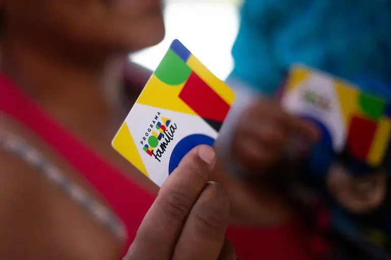 Cai o número de beneficiários do Bolsa Família em Jaraguá do Sul