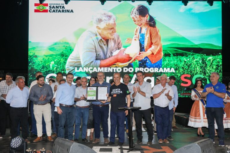 Governador lança o Coopera Agro SC com R$ 1 bilhão em financiamentos para produção integrada