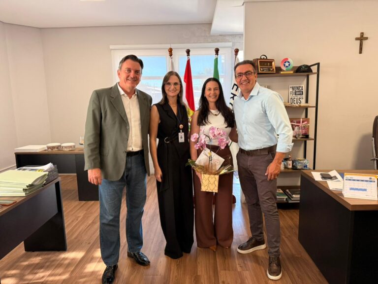 Mara Cleonice Brayer assume Secretaria de Educação em Guaramirim