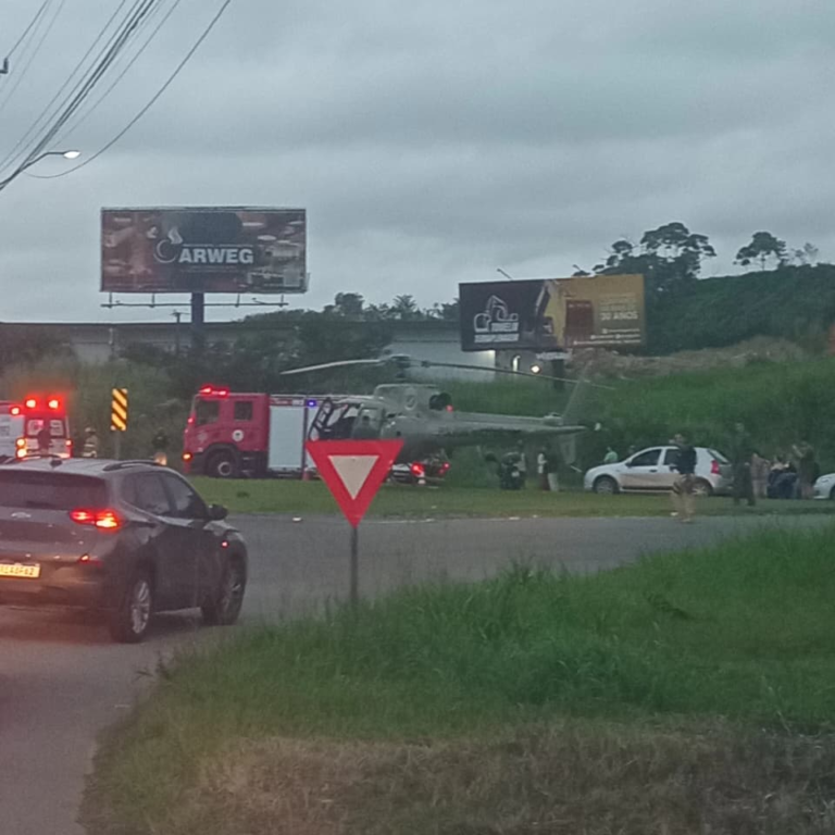 Motorista morre após passar mal e sair da pista na BR-280 em Guaramirim