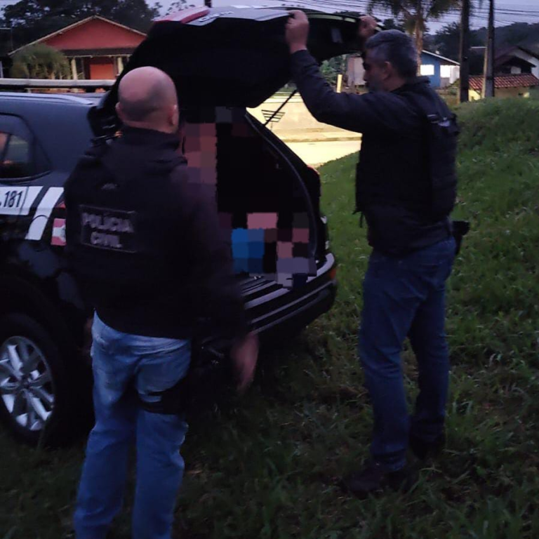 Polícia Civil cumpre mandados contra investigado por roubos em São Francisco do Sul