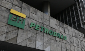 Petrobras implementa desconto no diesel a partir desta segunda-feira