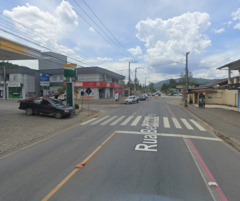Obra do Samae deve deixar trânsito em meia pista na Barra do Rio Cerro em Jaraguá do Sul