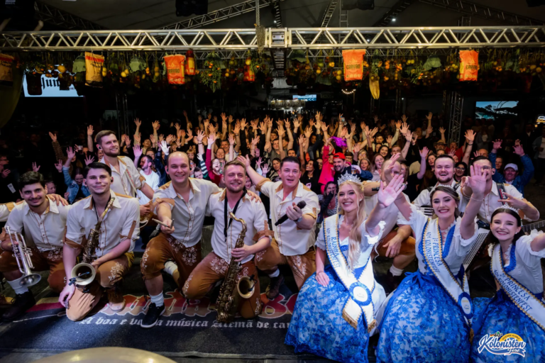 Kolonistenfest reuniu mais de 35 mil pessoas na Sociedade Aliança