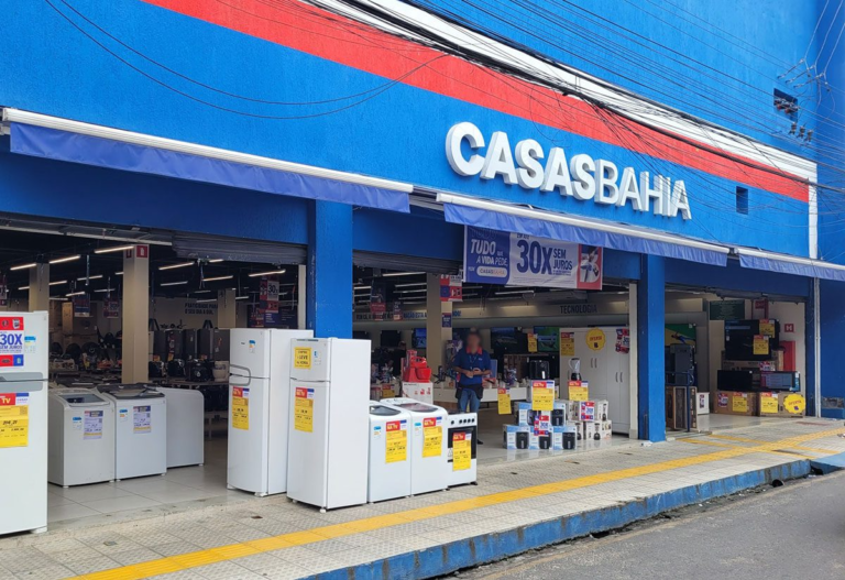 Casas Bahia demite 1,9 mil pessoas e fecha quase 300 lojas após prejuízo de R$ 3 bilhões