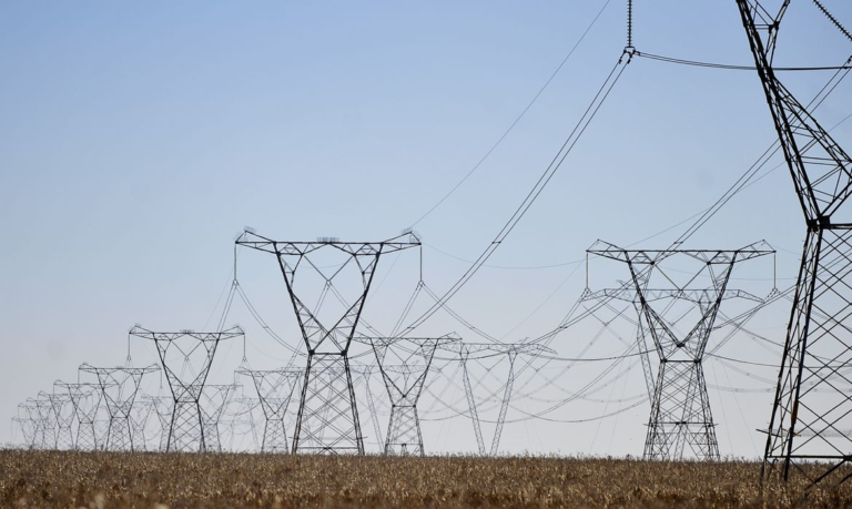 ONS suspende geração excedente de energia pela segunda vez no ano