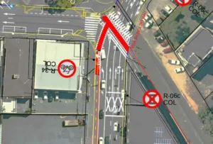Parte da Rua Reinoldo Rau terá mais uma faixa de rolamento