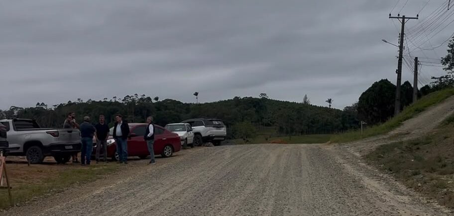 ATENÇÃO, MORADOR DE GUARAMIRIM! Rua Oswaldo Klein fecha sexta
