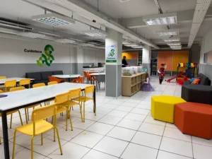 Cuidotecas do SESI/SC acolhem filhos de alunos da EJA para incentivar conclusão dos estudos