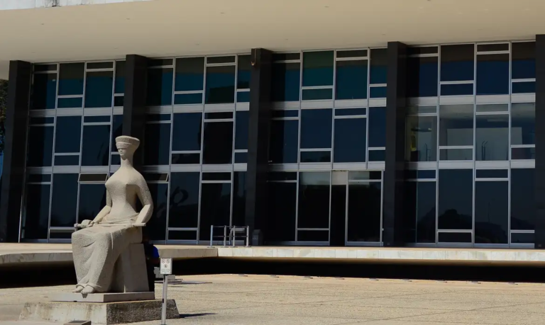 Segunda Turma do STF forma maioria para afastar diretor-geral da PF