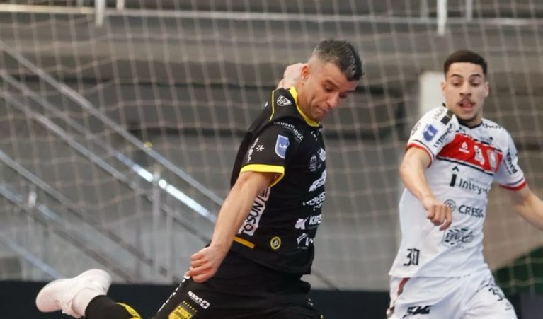 Jaraguá Futsal cai diante do Campo Mourão e deixa a Copa Sul em 2026