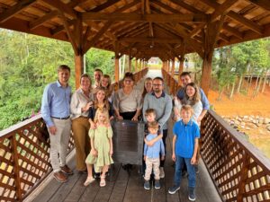 Primeira etapa do Parque Linear de Pomerode é entregue e ponte passa a levar o nome do Pastor Rolf Roeder