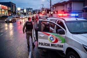 PM cumpre três mandados de prisão e registra ocorrências em Jaraguá do Sul, Guaramirim, Corupá e Massaranduba