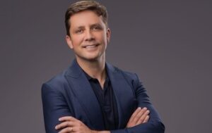Do reduto ao revés: Como Fabrício Oliveira perdeu espaço e voltou à suplência