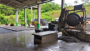 Presos produzem materiais de construção para obras públicas e famílias de baixa renda em Jaraguá do Sul